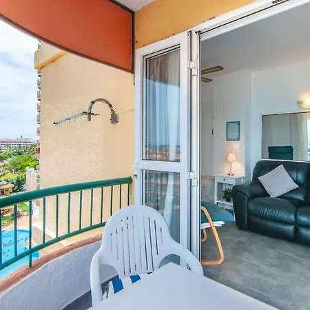 Torres Del Sol O004 أرونا