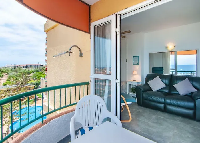 Torres Del Sol O004 아로나